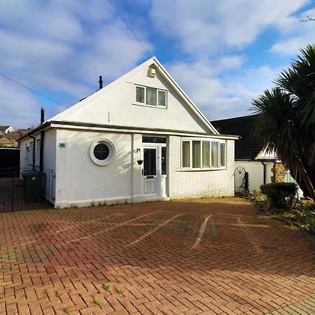 Becky'S Bungalow By Ty Sa -Spacious 4 Bed Bungalow คาร์ดิฟฟ์ ภายนอก รูปภาพ